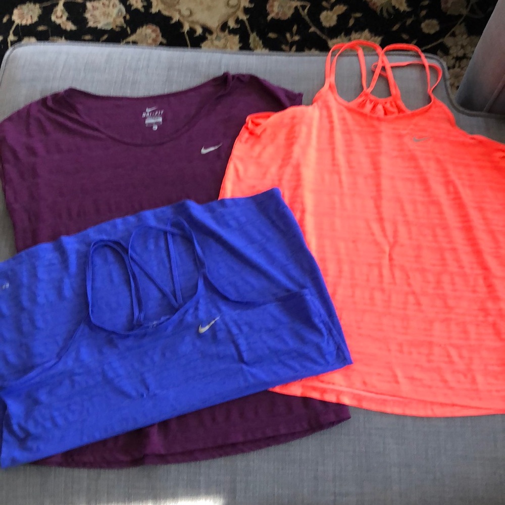 3 Nike workout shirts